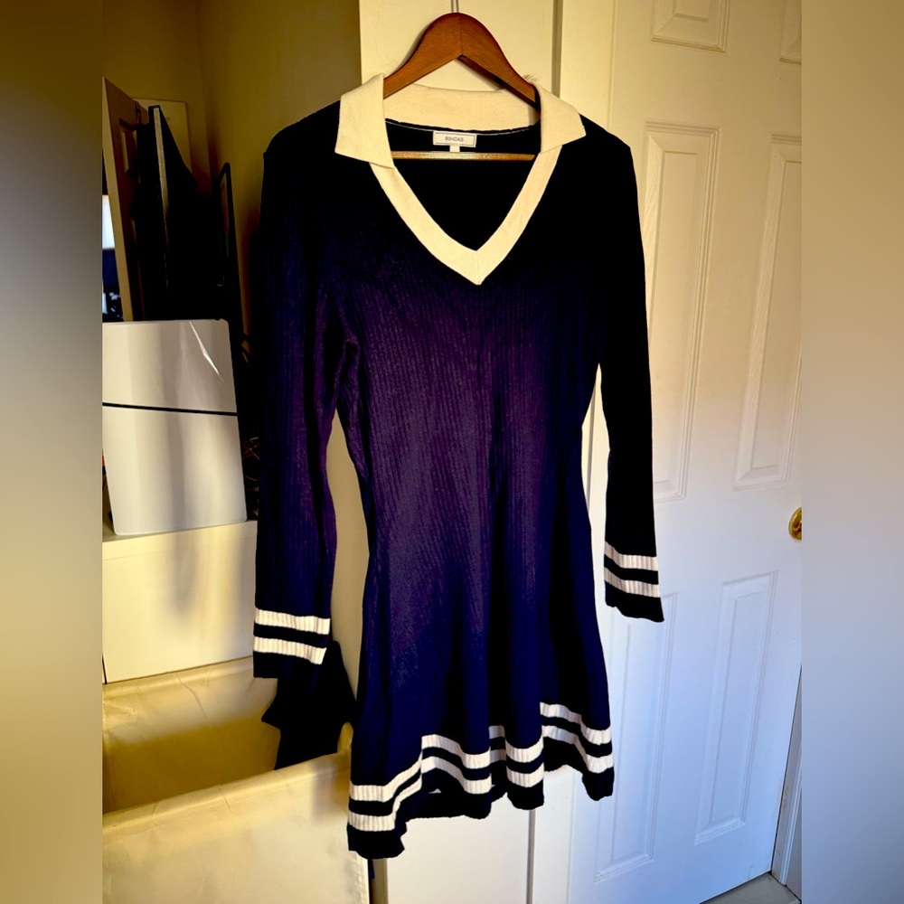 Navy V-neck striped sweater dress